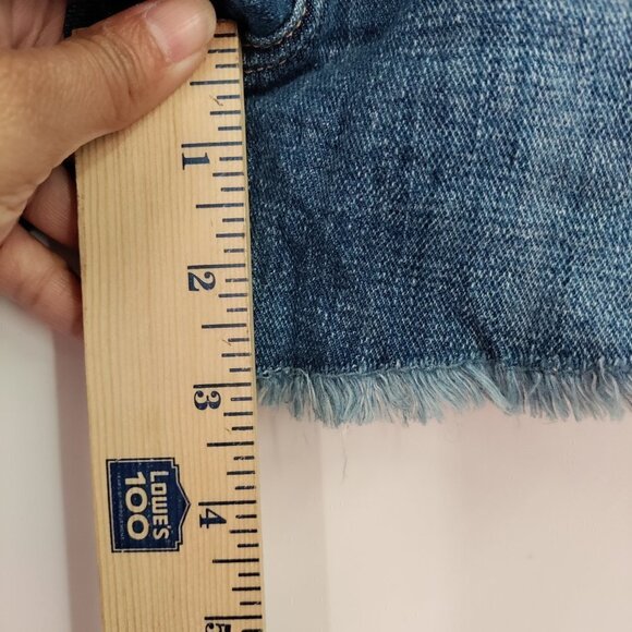 Lucky Brand Riley Short Floral Lace Raw Hem Mid-Rise Wash Denim Size 24 Women - Picture 6 of 13